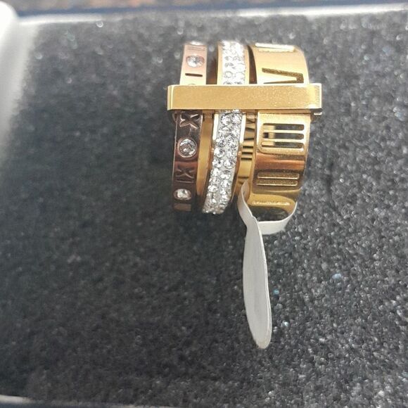 Triple Ring with Binder...Size 6 - Picture 3 of 4